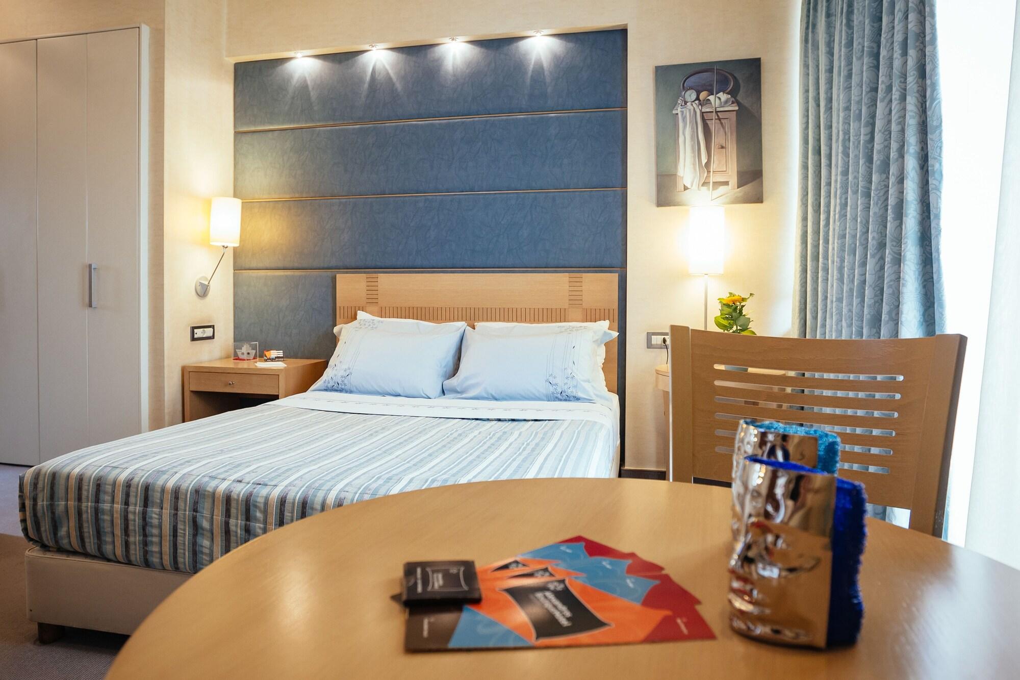 Hotel Alexandros Boutique 3*